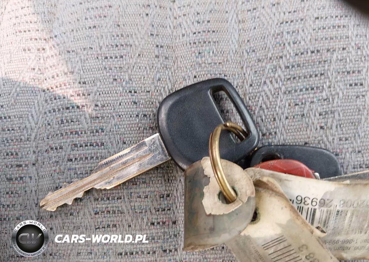 1998 Toyota Tacoma VIN:4TANL42N5WZ117778 - 11