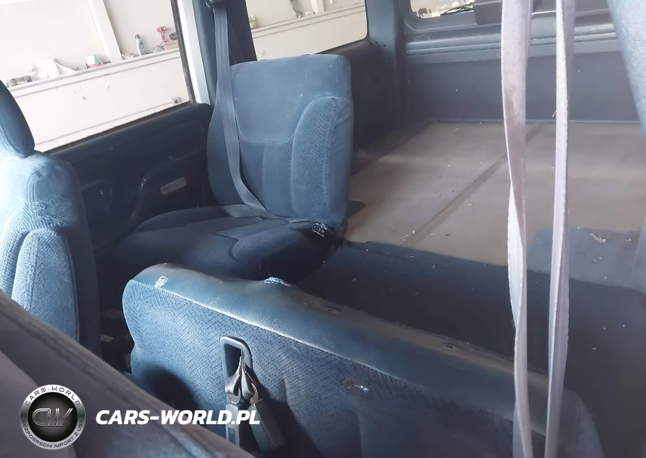 1995 GMC Yukon VIN:1GKEK13K6SJ771566 - 8