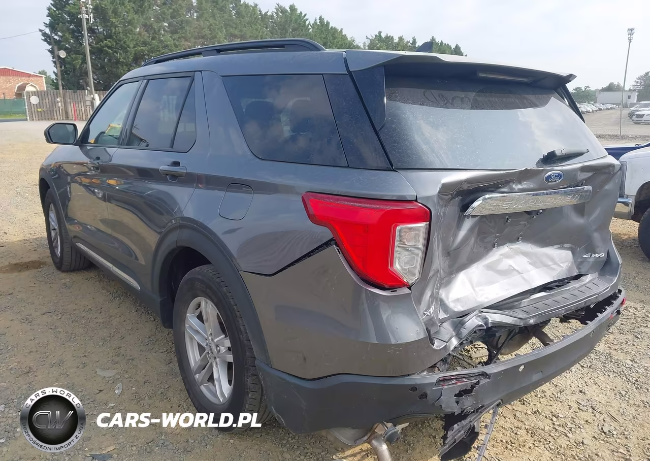 2021 Ford Explorer Xlt VIN:1FMSK8DH6MGA54557 - 3