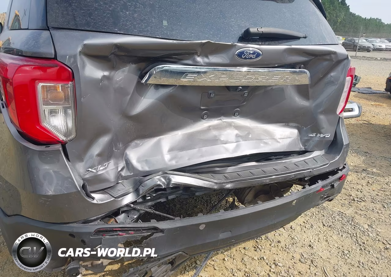 2021 Ford Explorer Xlt VIN:1FMSK8DH6MGA54557 - 6