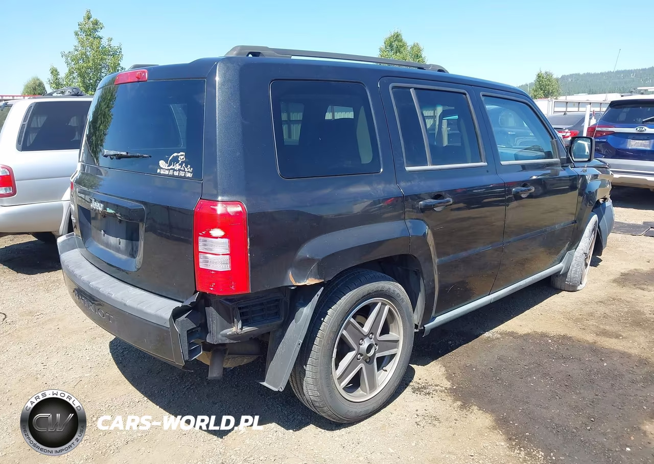 2010 Jeep Patriot Sport VIN:1J4NF2GB4AD510525 - 4