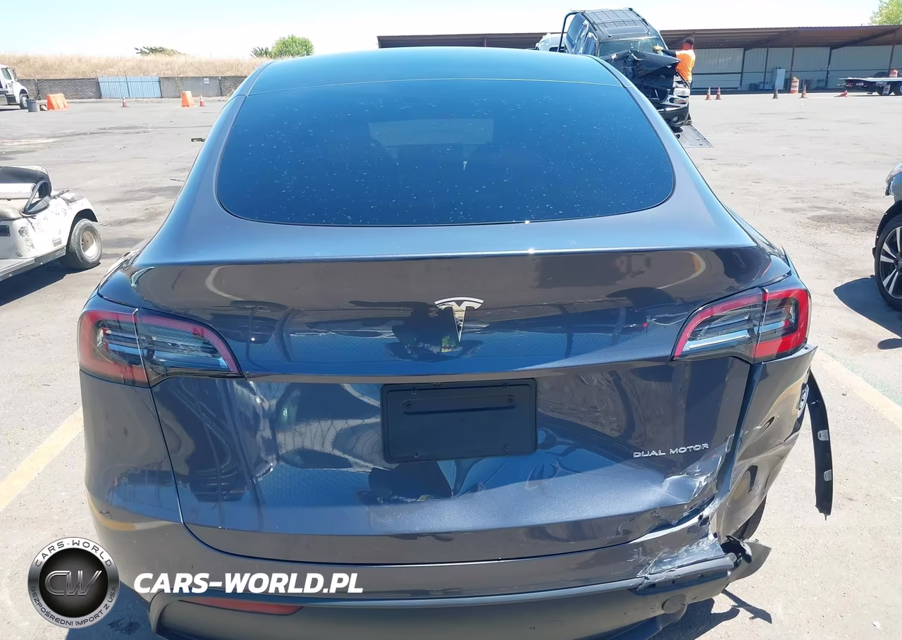 2023 Tesla Model Y Awd-Long Range Dual Motor All-Wheel Drive VIN:7SAYGDEE2PF840550 - 15