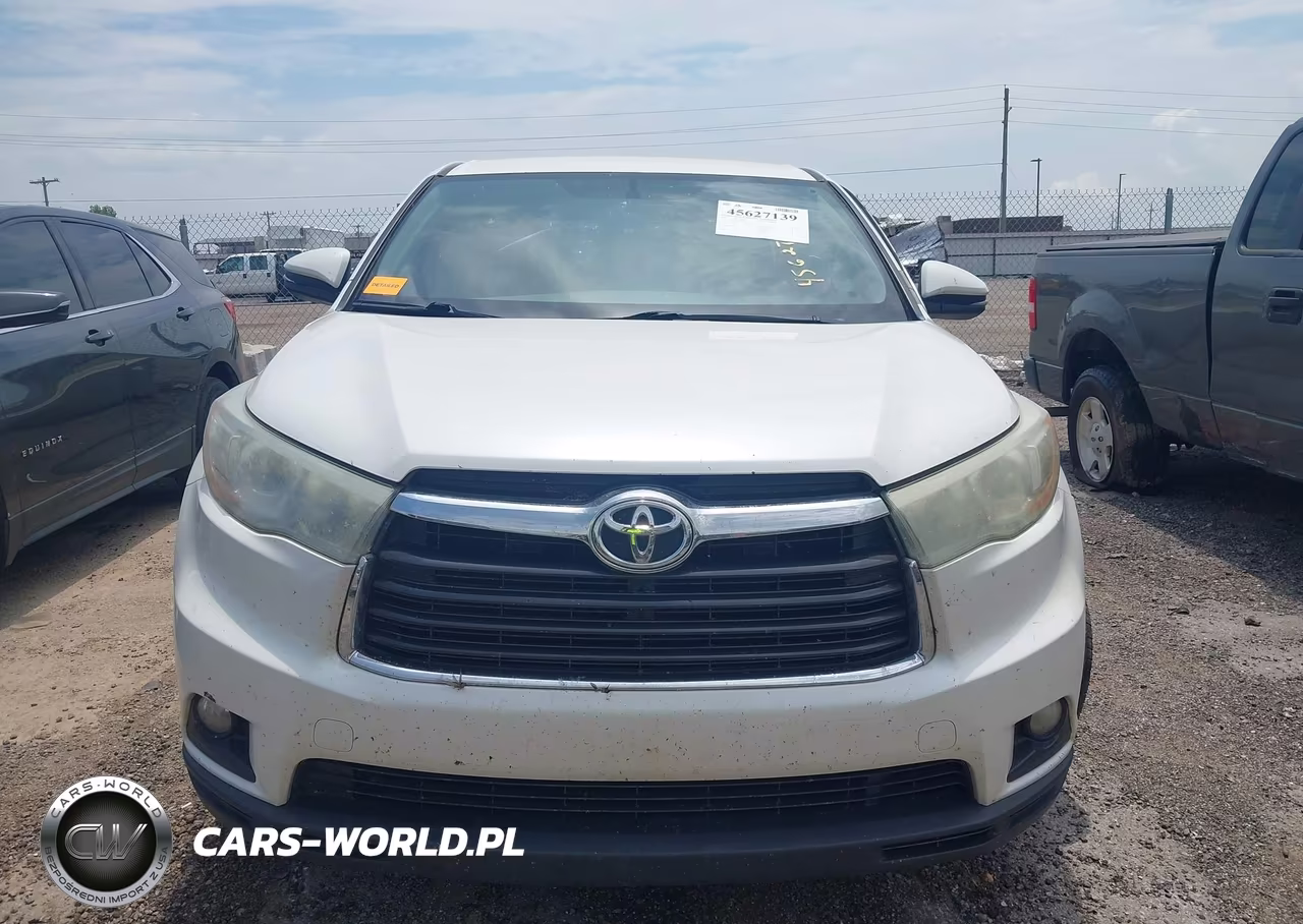 2015 Toyota Highlander Le Plus V6 VIN:5TDZKRFH4FS085434 - 11