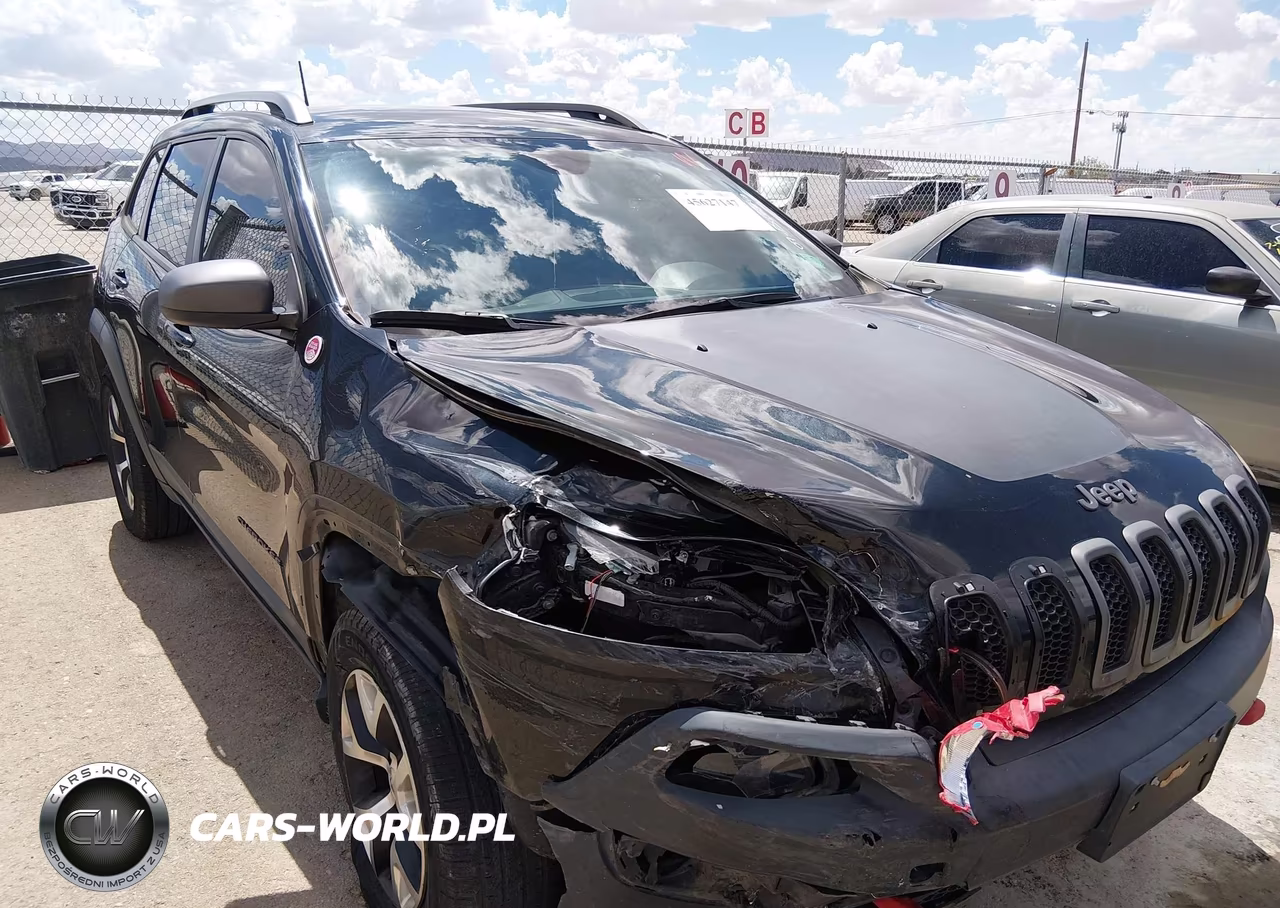 2016 Jeep Cherokee Trailhawk – zdjęcie 1 z 16