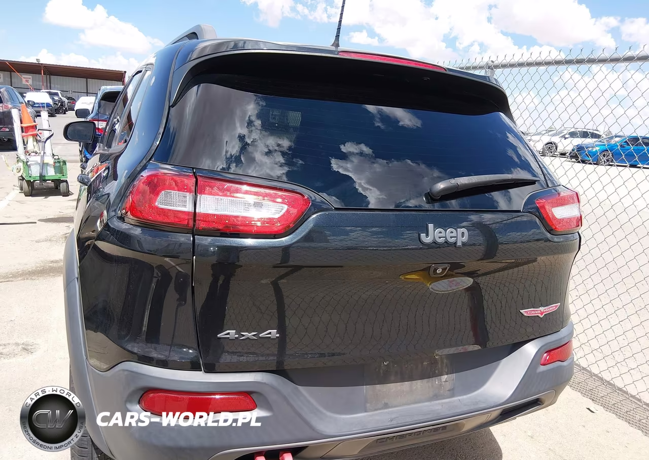 2016 Jeep Cherokee Trailhawk VIN:1C4PJMBS8GW313872 - 16