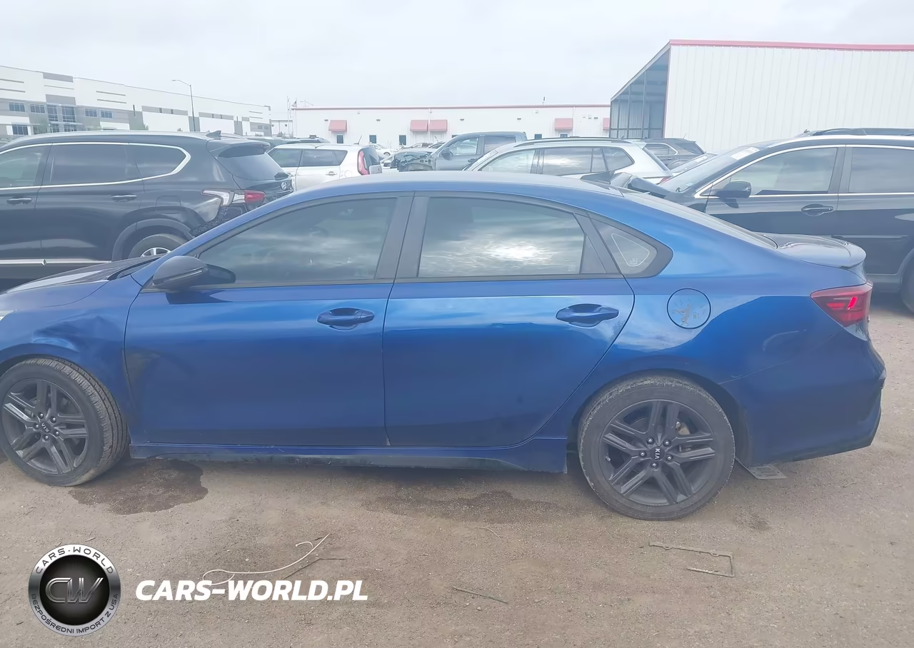 2021 Kia Forte Gt-Line VIN:3KPF34AD2ME327507 - 12
