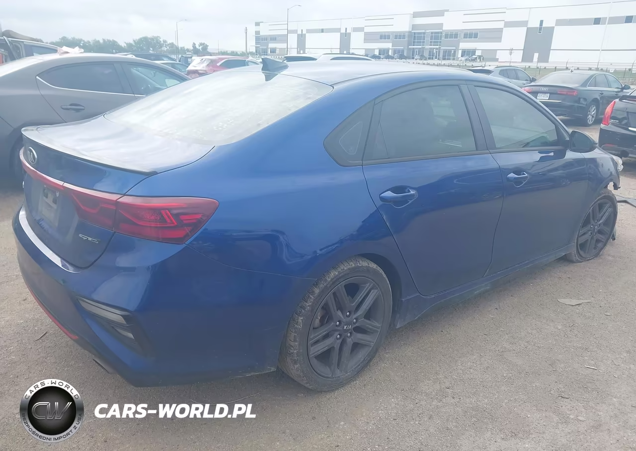 2021 Kia Forte Gt-Line VIN:3KPF34AD2ME327507 - 4