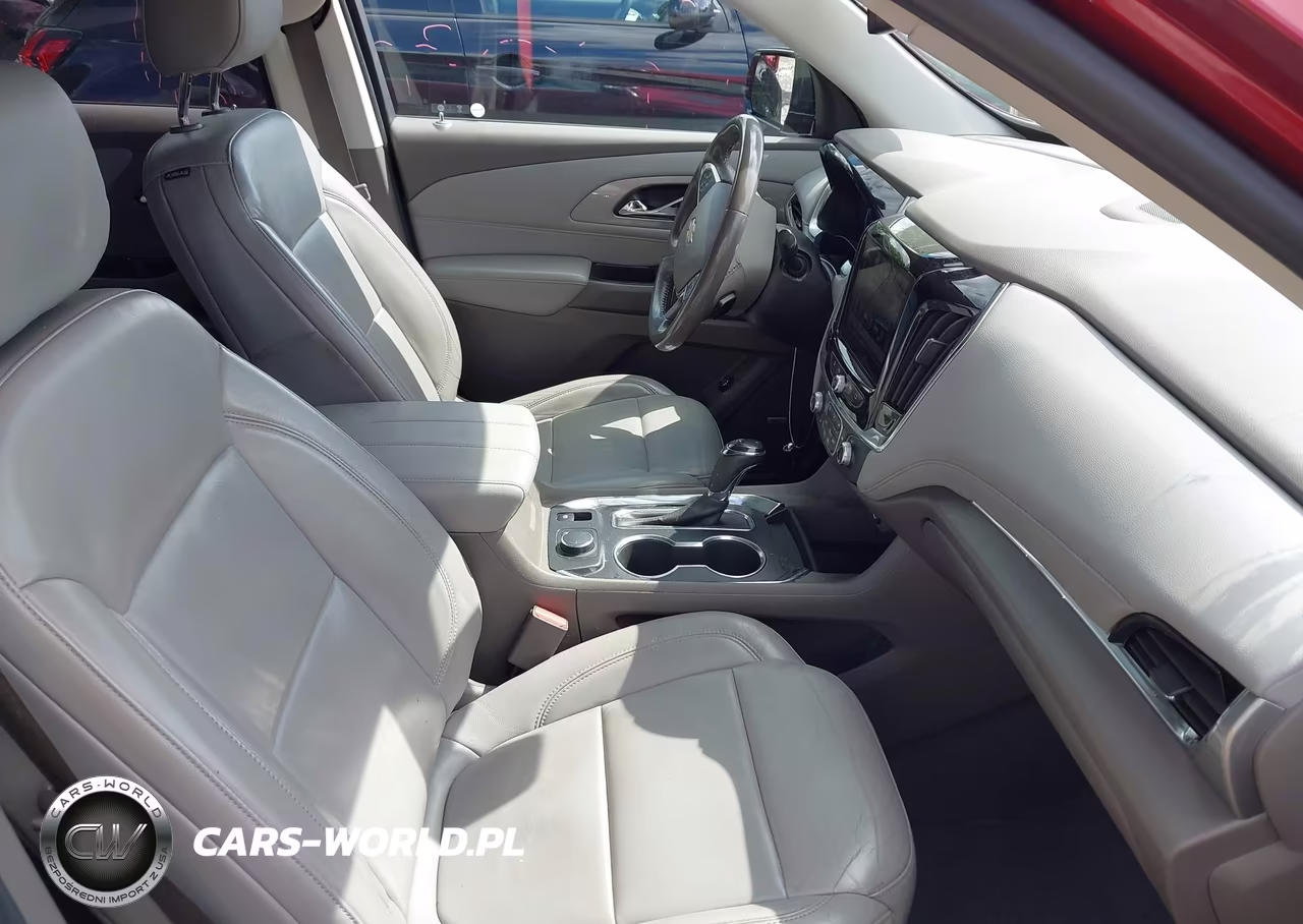 2019 Chevrolet Traverse 3Lt VIN:1GNERHKW0KJ125743 - 5