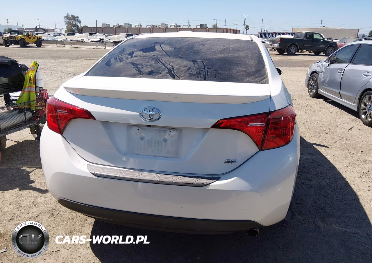 2019 Toyota Corolla Se VIN:5YFBURHE8KP867978 - 17