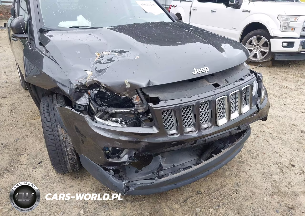 2017 Jeep Compass Latitude VIN:1C4NJCEA4HD213155 - 6