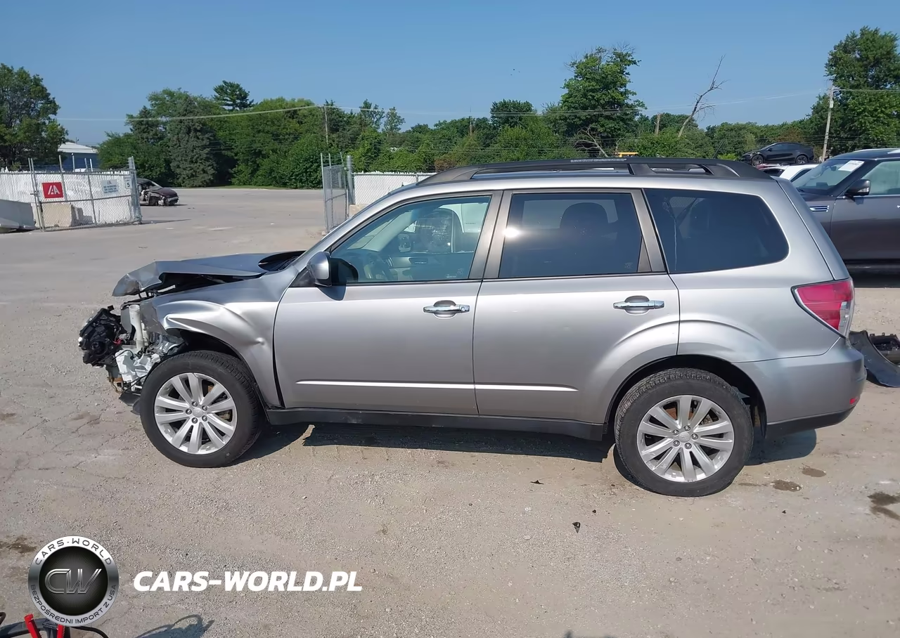 2011 Subaru Forester 2.5X Premium VIN:JF2SHBDC4BG776886 - 15