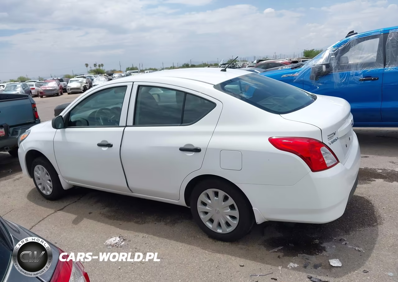 2015 Nissan Versa 1.6 S VIN:3N1CN7AP4FL919159 - 14