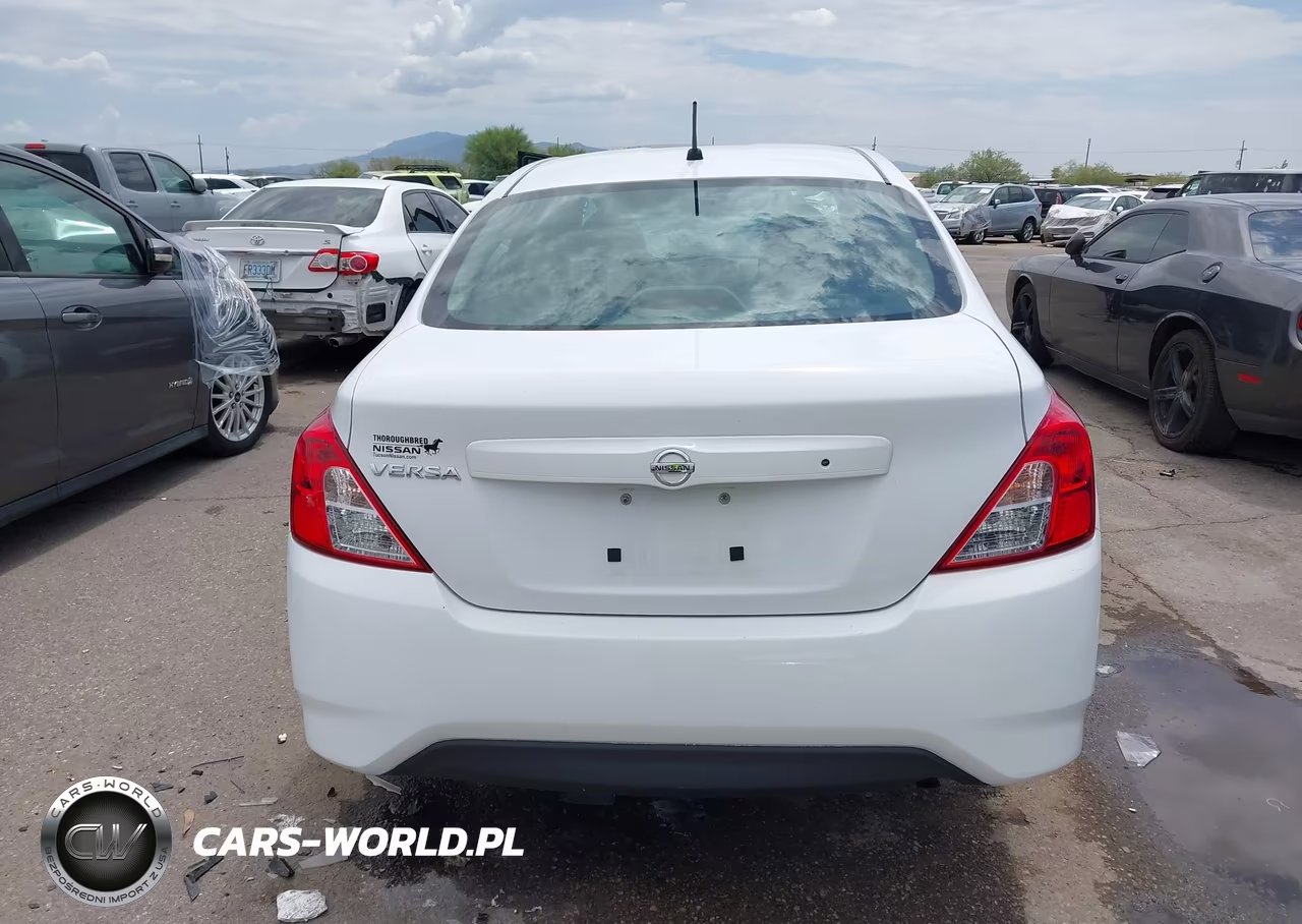2015 Nissan Versa 1.6 S VIN:3N1CN7AP4FL919159 - 16