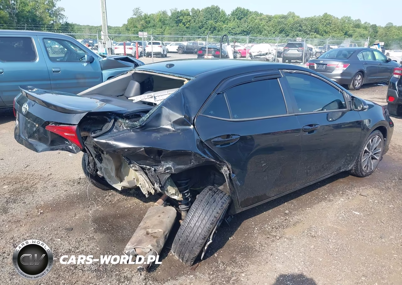 2017 Toyota Corolla Xse VIN:2T1BURHE9HC920454 - 4