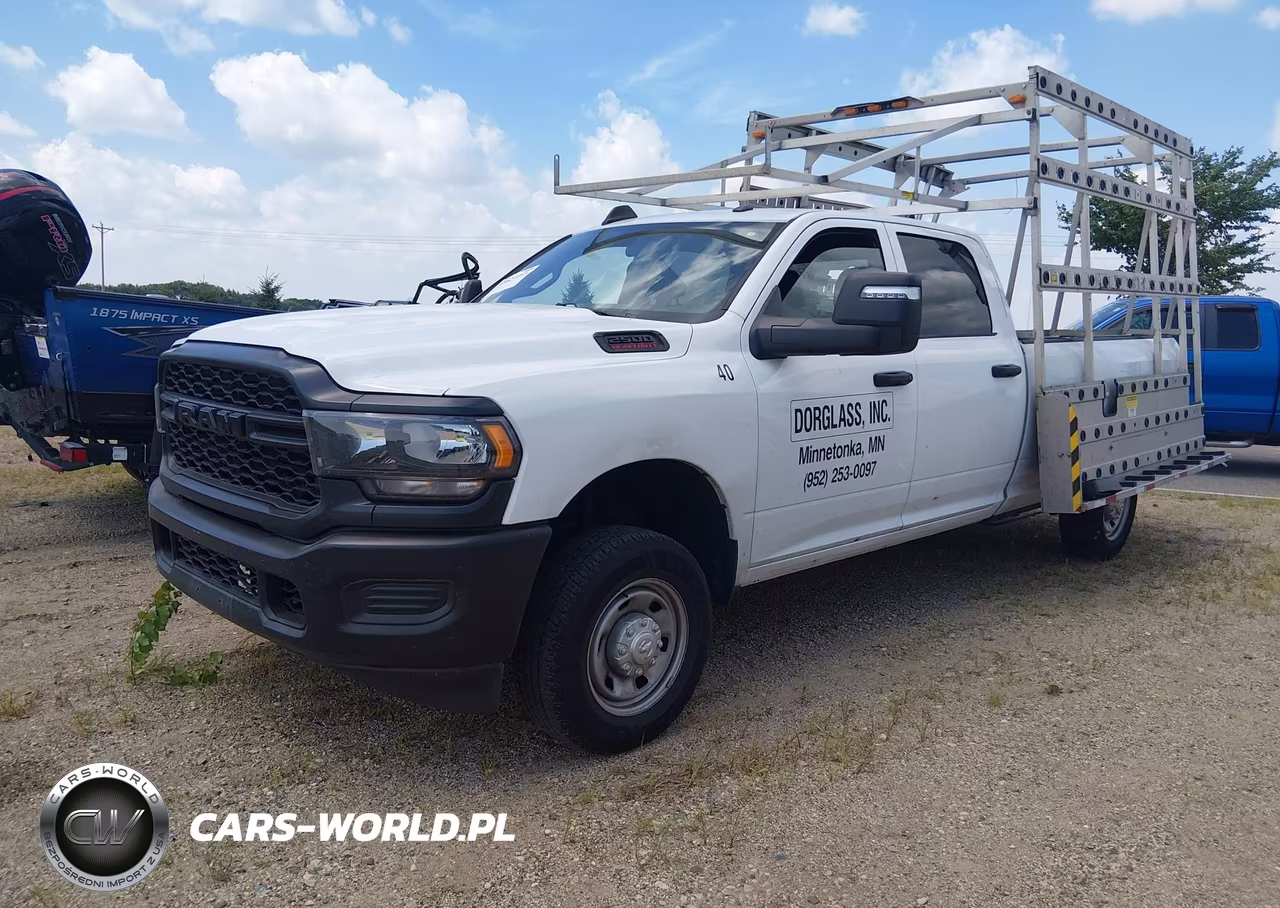 2023 Ram 2500 Tradesman 4X4 8' Box VIN:3C6UR5HJ5PG559462 - 2