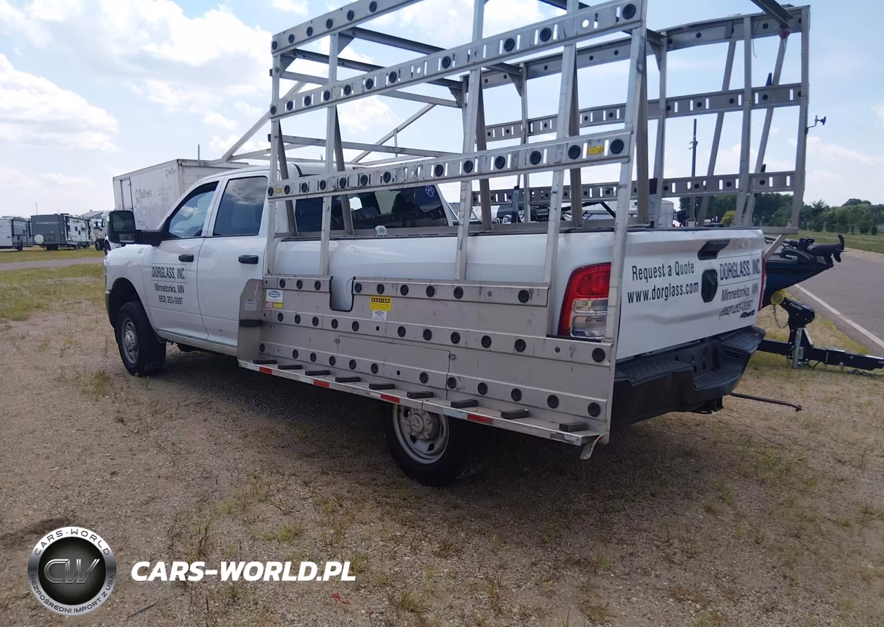 2023 Ram 2500 Tradesman 4X4 8' Box VIN:3C6UR5HJ5PG559462 - 3