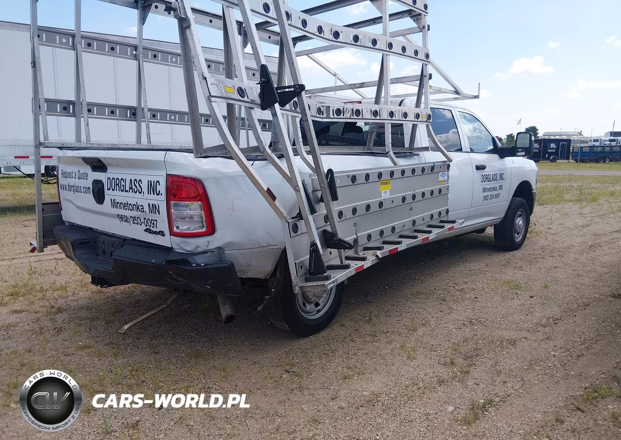 2023 Ram 2500 Tradesman 4X4 8' Box VIN:3C6UR5HJ5PG559462 - 4