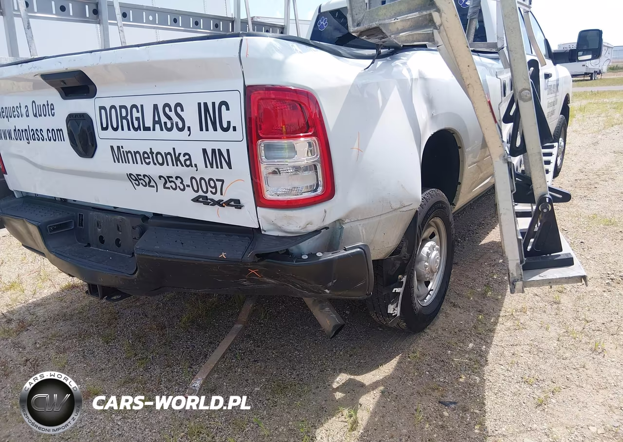 2023 Ram 2500 Tradesman 4X4 8' Box VIN:3C6UR5HJ5PG559462 - 6