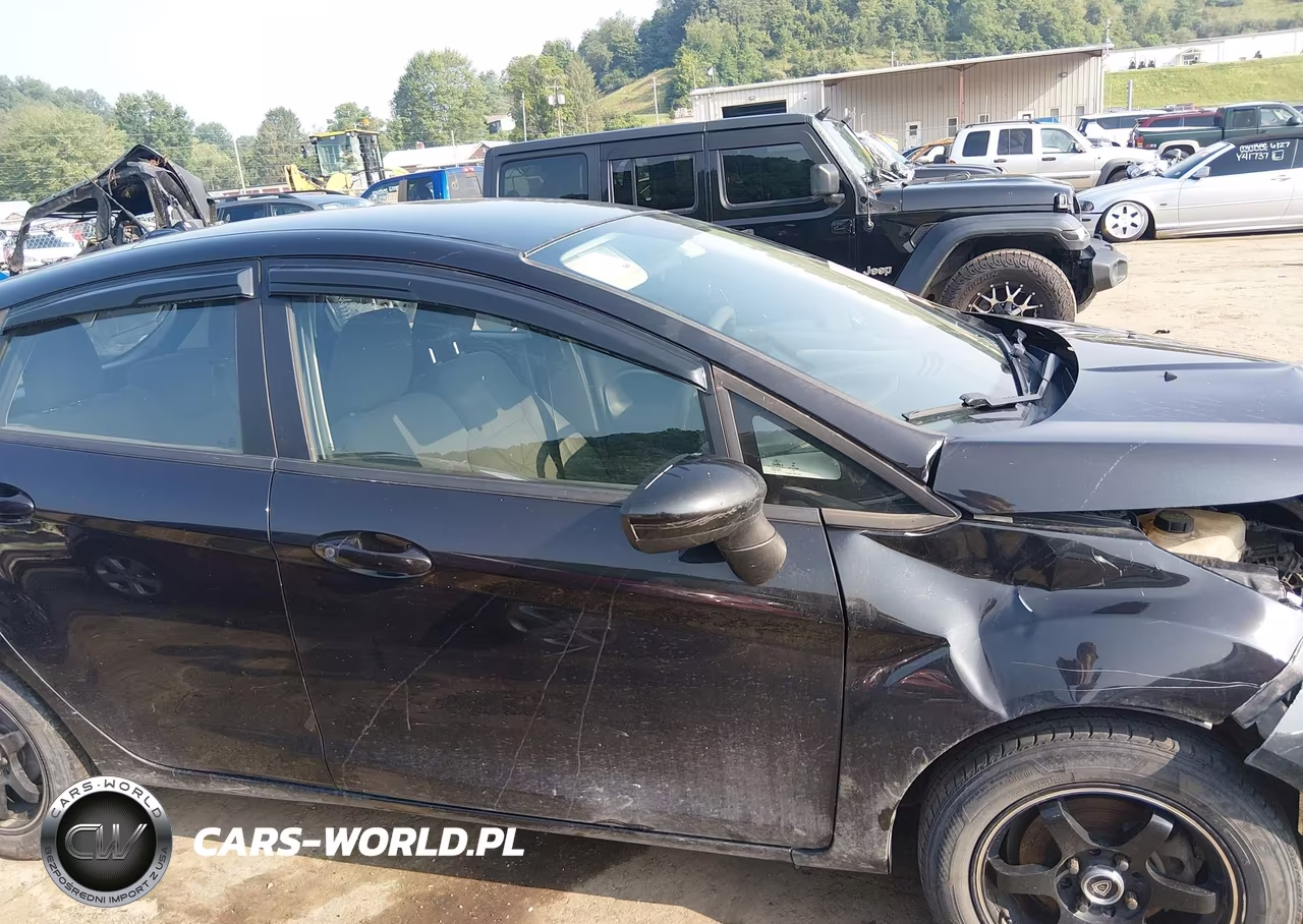 2014 Ford Fiesta S VIN:3FADP4TJ1EM127651 - 13