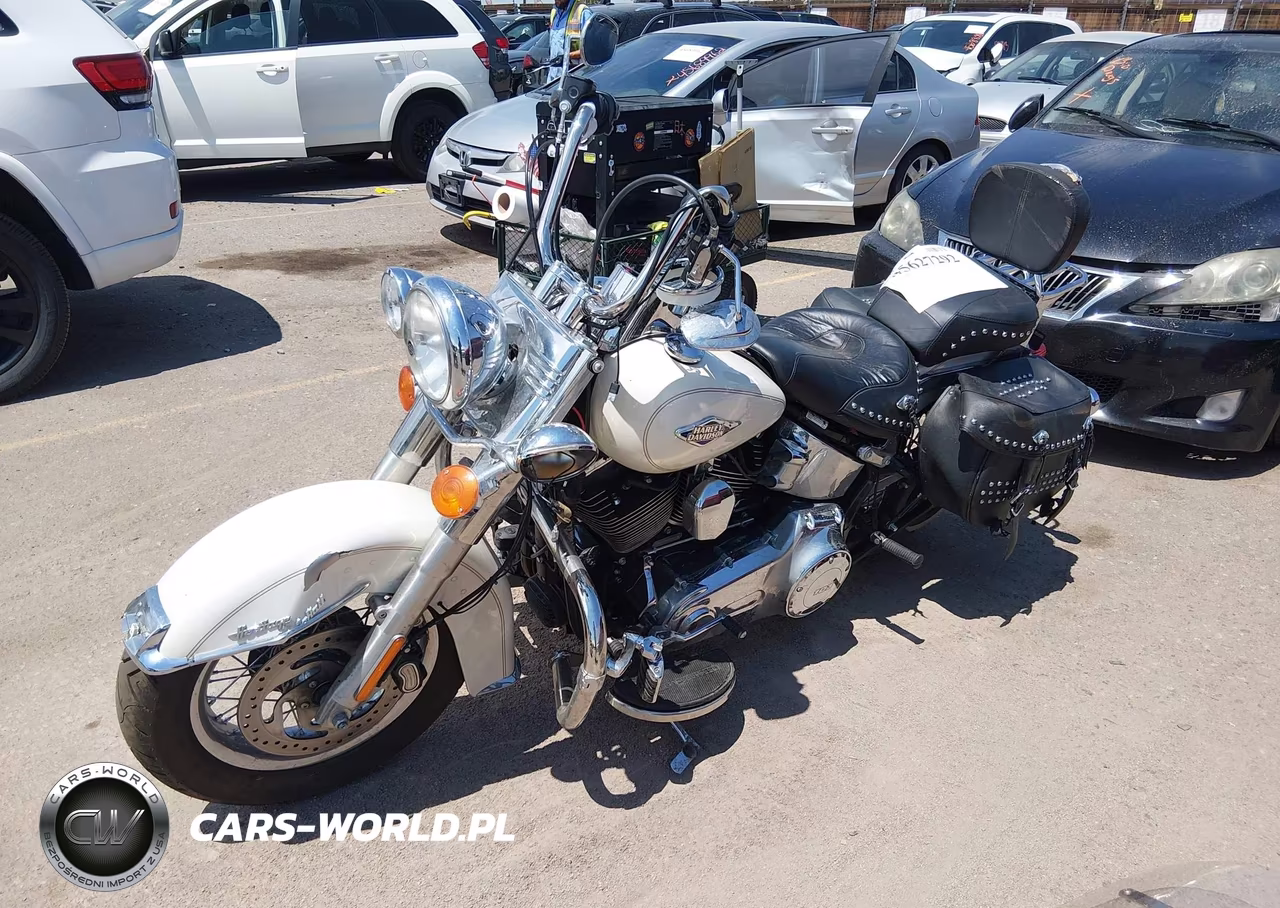 2015 Harley-Davidson Flstc Heritage Softail Classic VIN:1HD1BWV14FB029953 - 2