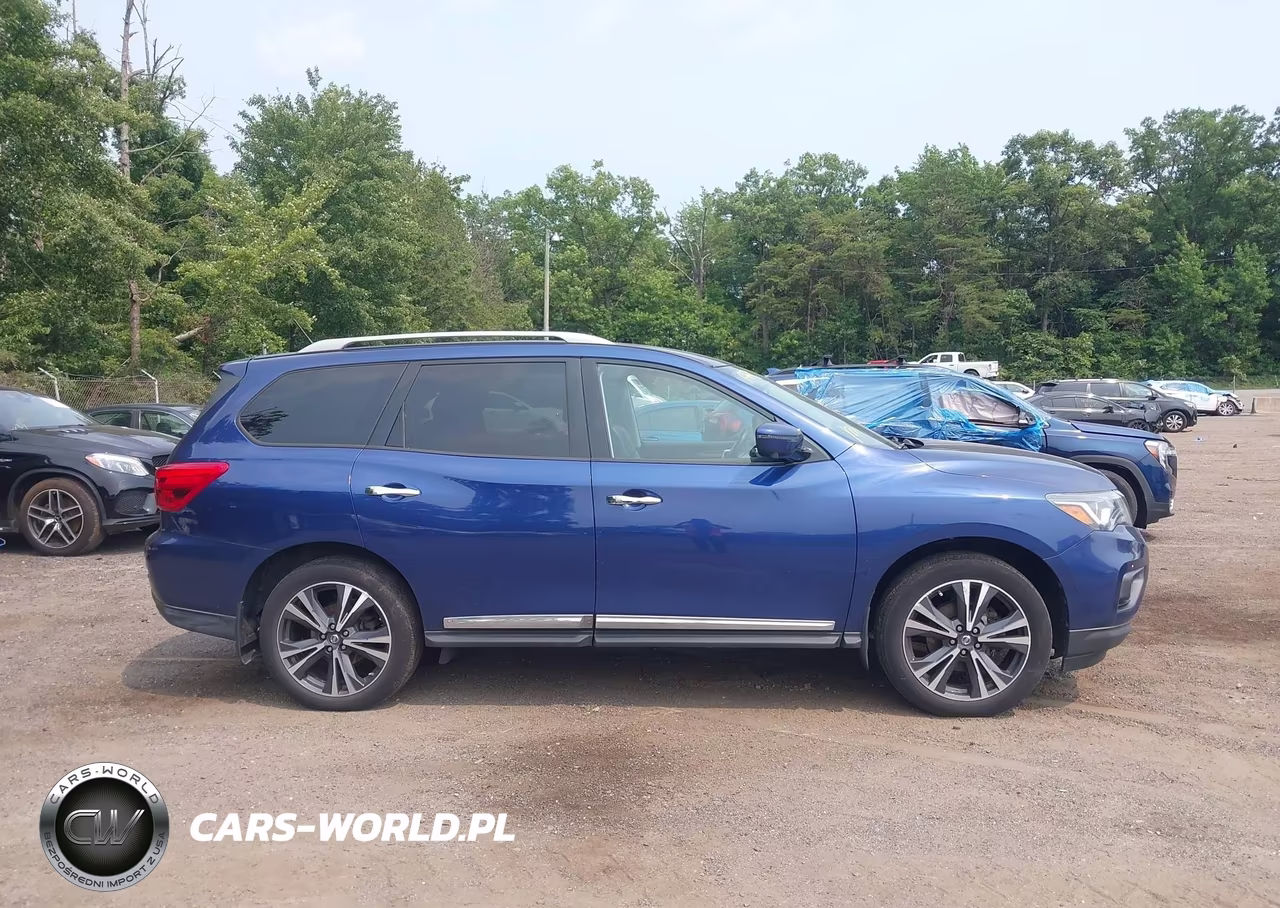 2018 Nissan Pathfinder Platinum VIN:5N1DR2MM1JC630671 - 13