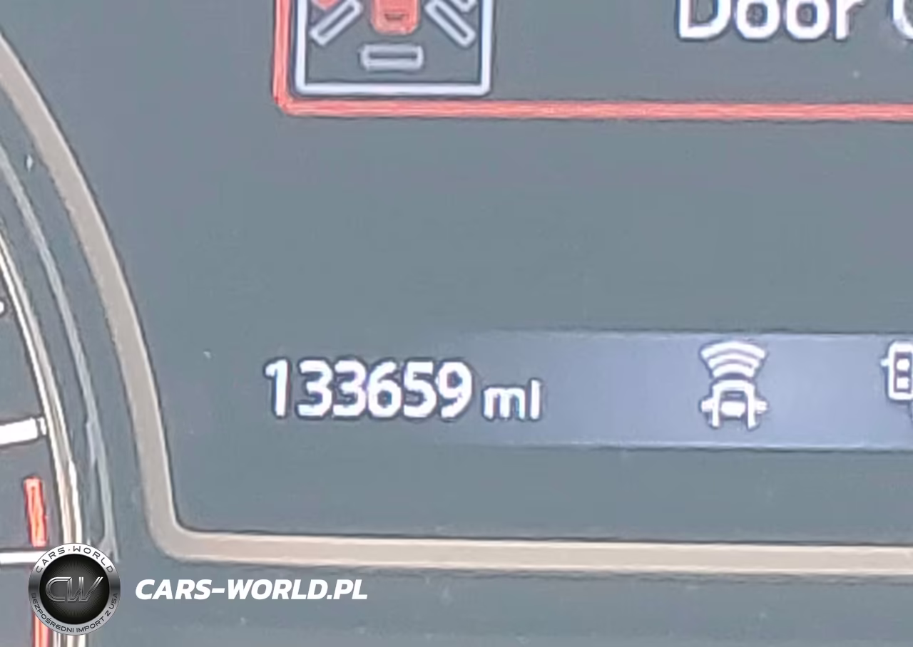 2018 Nissan Pathfinder Platinum VIN:5N1DR2MM1JC630671 - 15