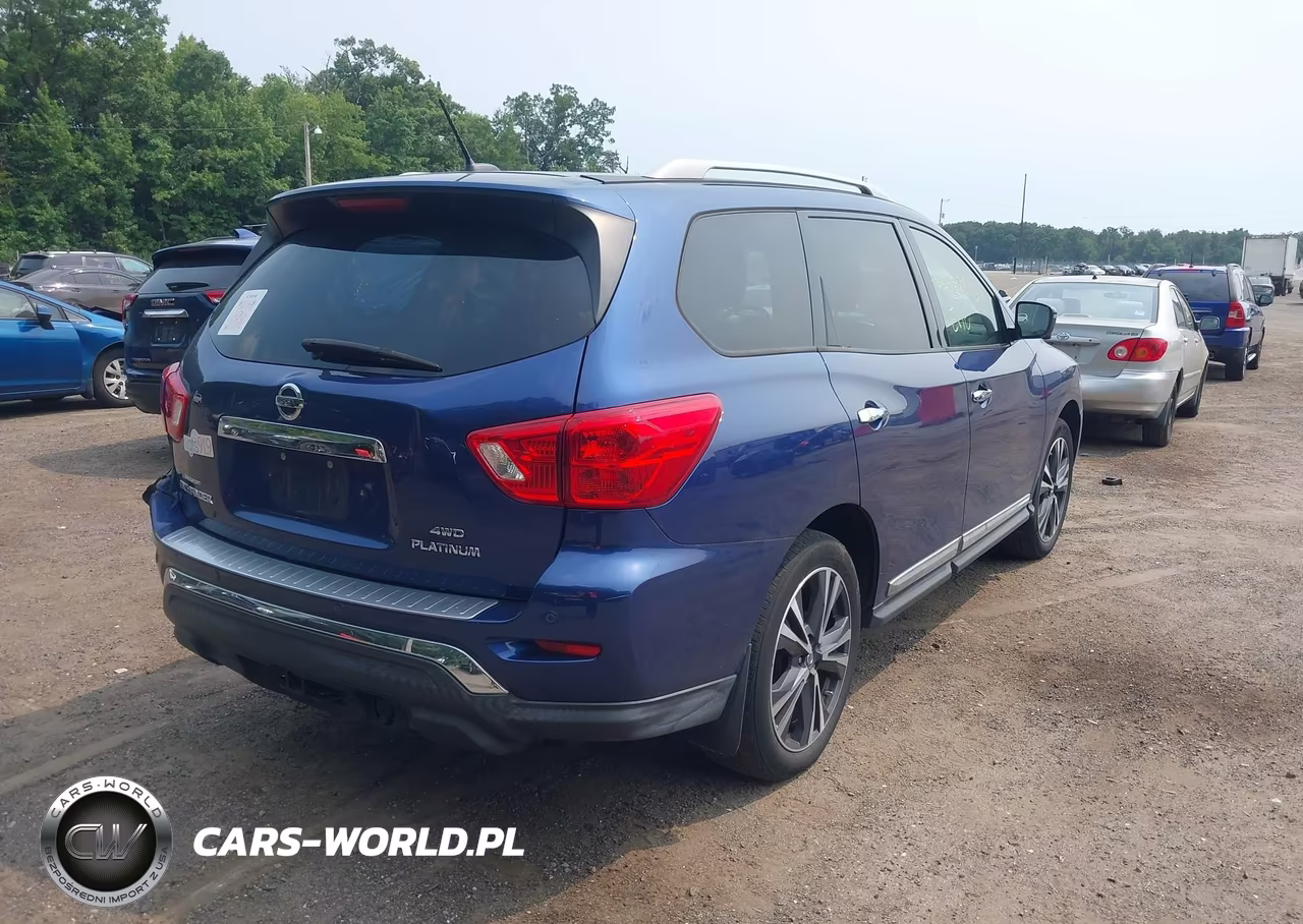 2018 Nissan Pathfinder Platinum VIN:5N1DR2MM1JC630671 - 4