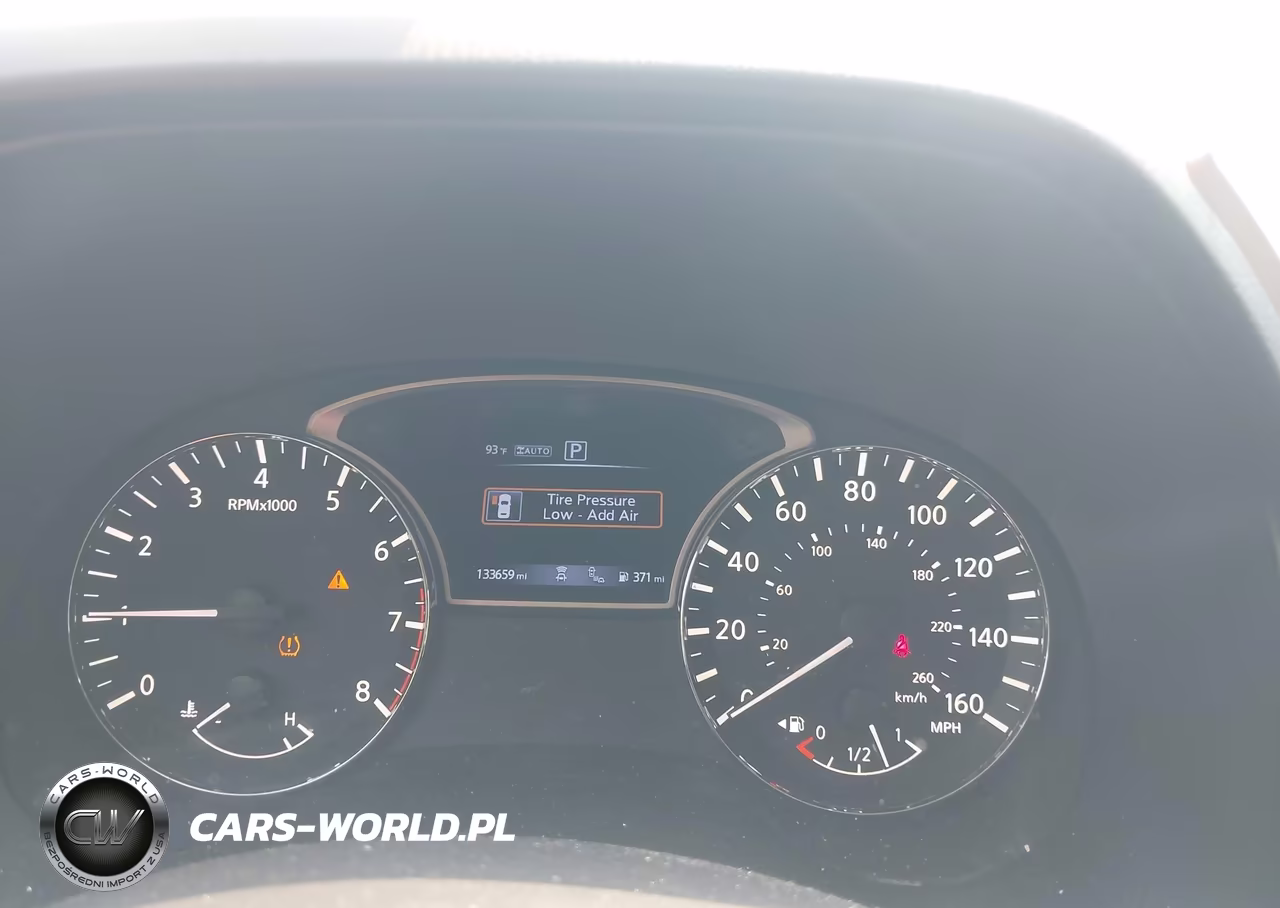 2018 Nissan Pathfinder Platinum VIN:5N1DR2MM1JC630671 - 7