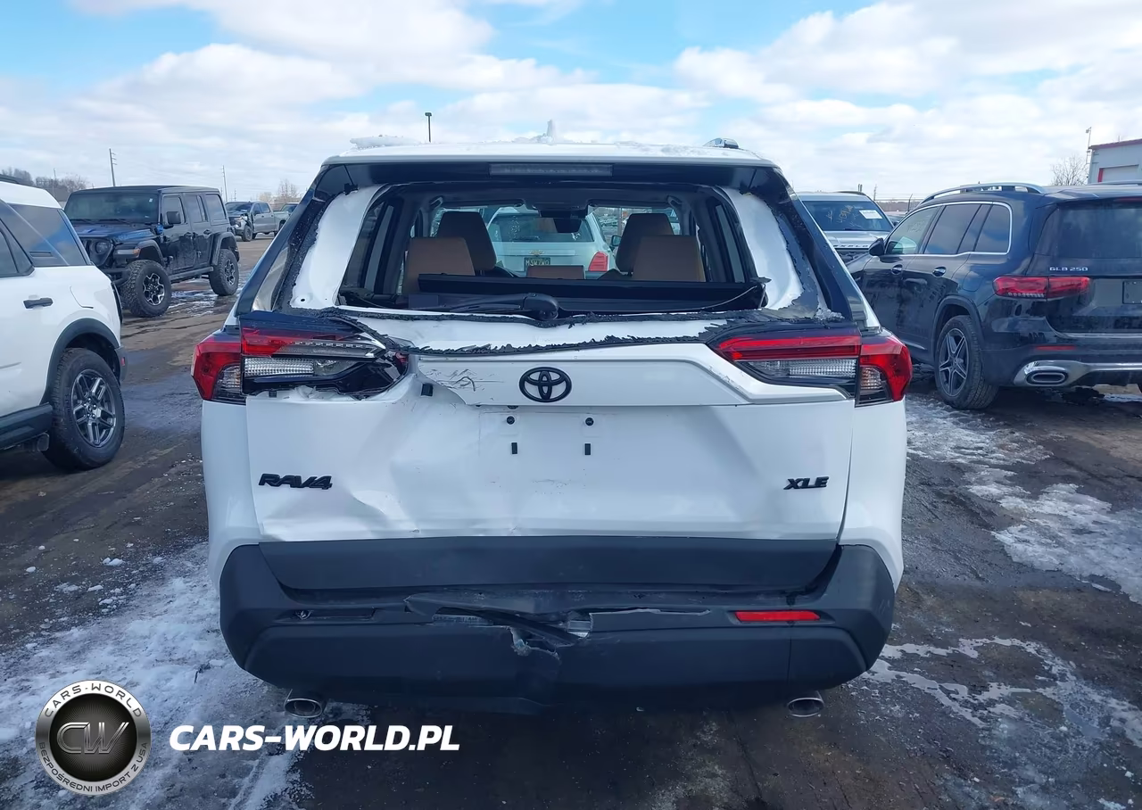 2025 Toyota Rav4 Hybrid Xle VIN:4T3RWRFV5SU198070 - 17