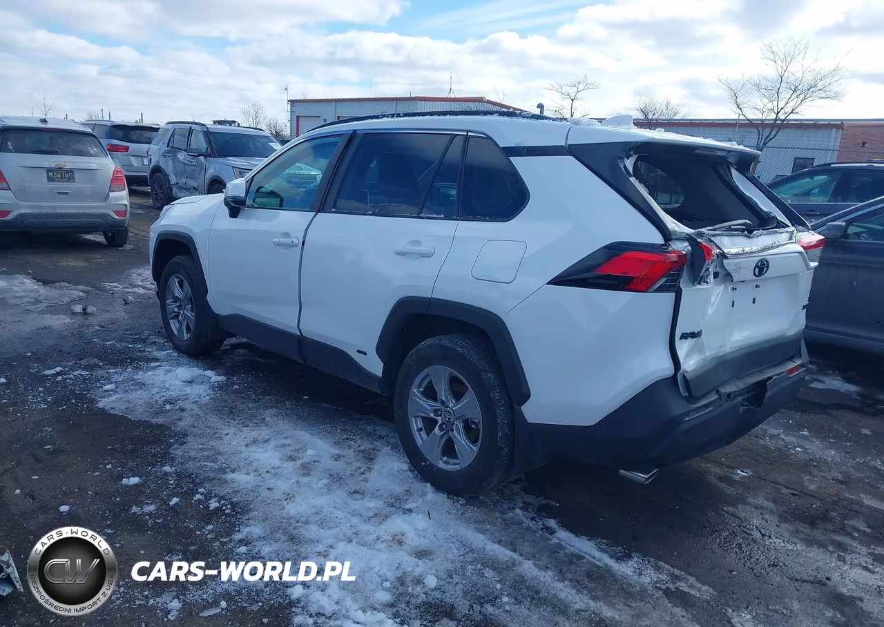 2025 Toyota Rav4 Hybrid Xle VIN:4T3RWRFV5SU198070 - 3