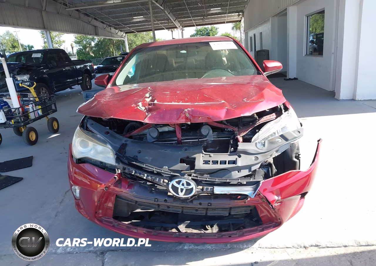 2016 Toyota Camry Le VIN:4T1BF1FK9GU606949 - 12