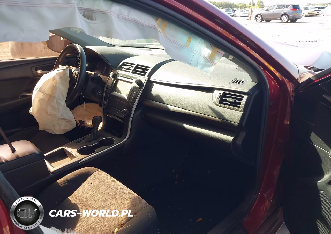 2016 Toyota Camry Le VIN:4T1BF1FK9GU606949 - 5