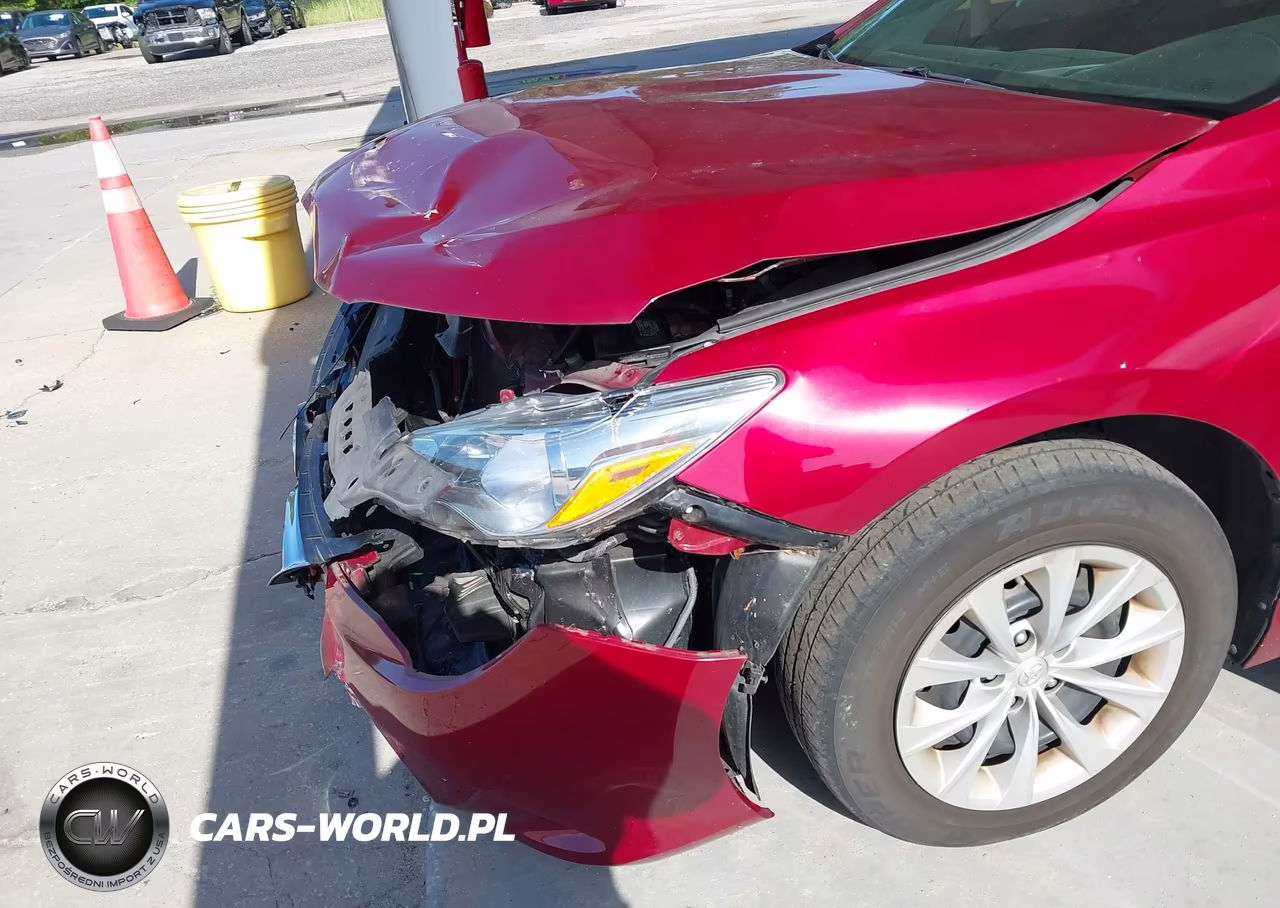 2016 Toyota Camry Le VIN:4T1BF1FK9GU606949 - 6
