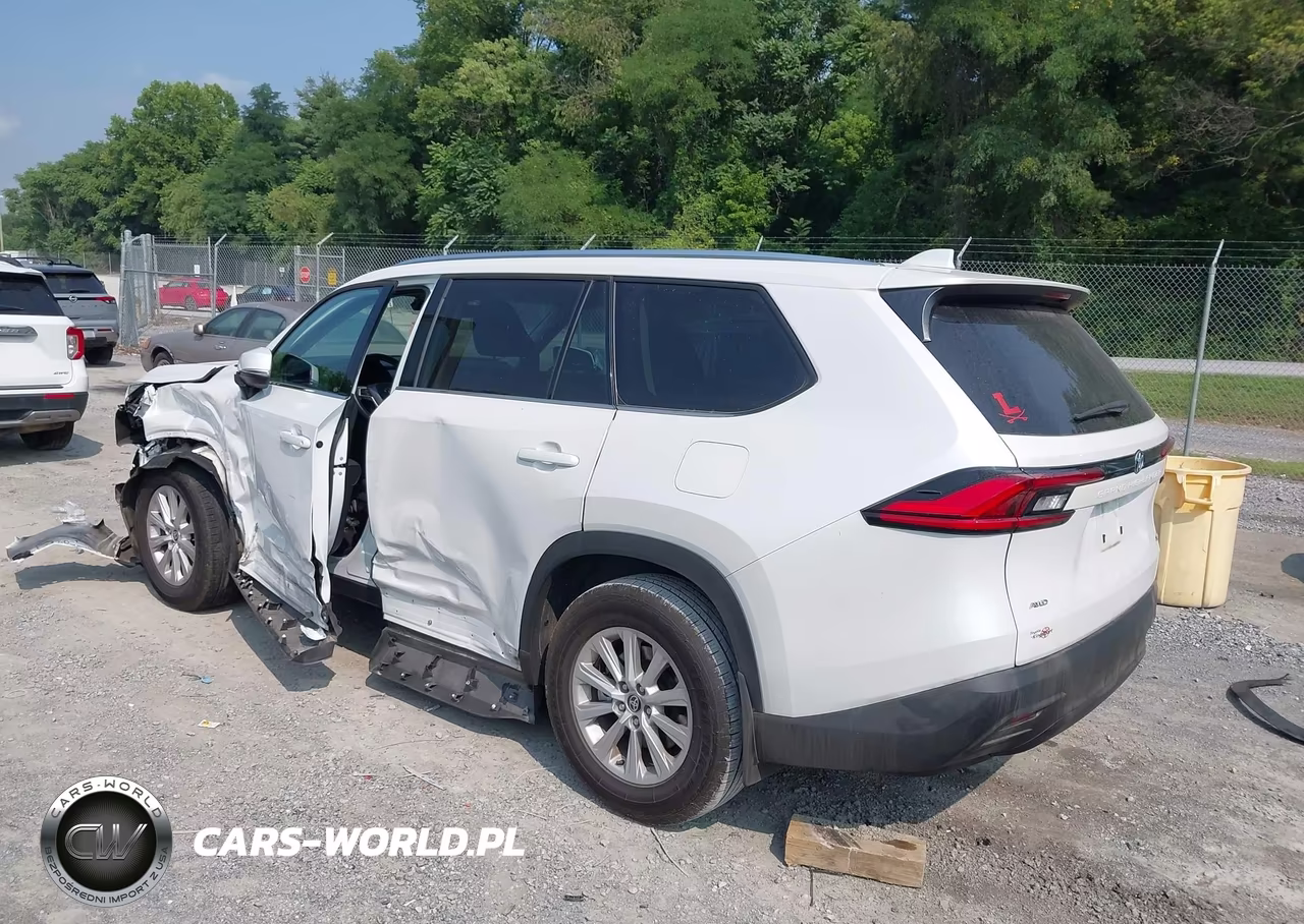 2024 Toyota Grand Highlander Xle VIN:5TDAAAB57RS018666 - 3