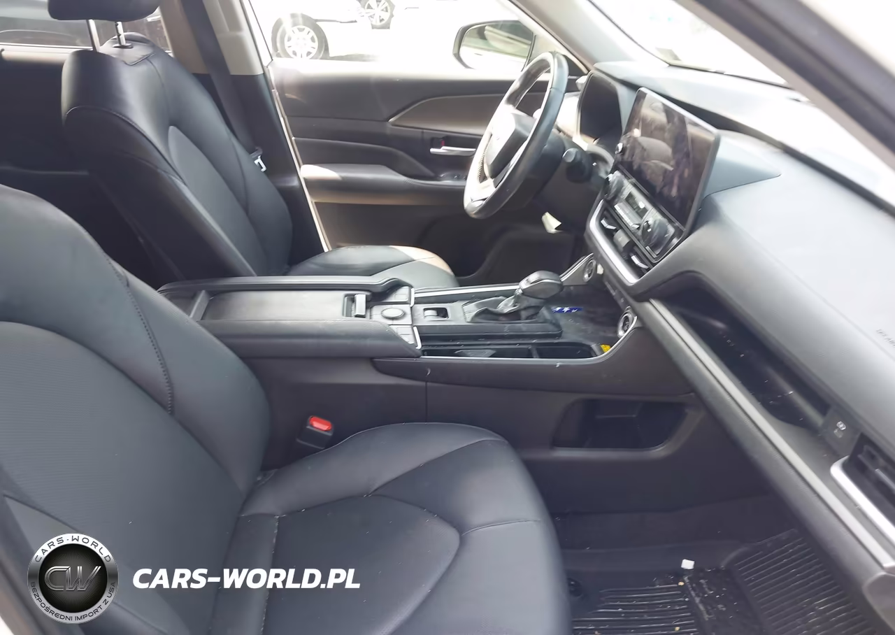 2024 Toyota Grand Highlander Xle VIN:5TDAAAB57RS018666 - 5