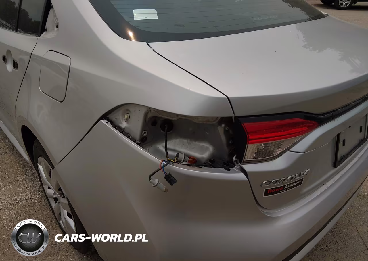 2020 Toyota Corolla Le VIN:5YFEPRAE3LP062860 - 18