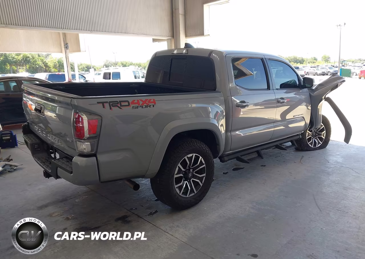 2020 Toyota Tacoma Trd Sport VIN:3TMCZ5AN9LM320865 - 4