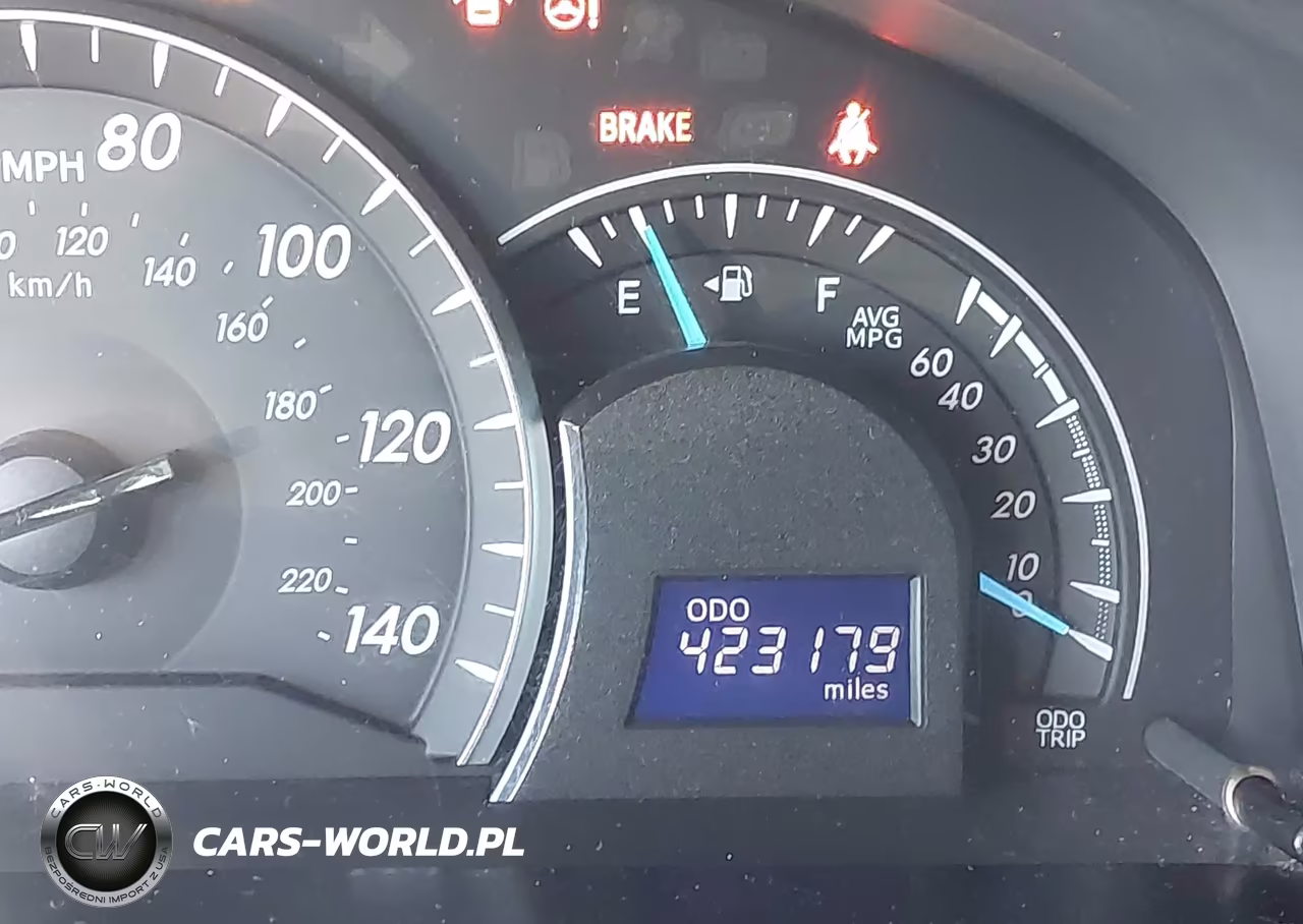 2014 Toyota Camry Le VIN:4T4BF1FK8ER362102 - 16