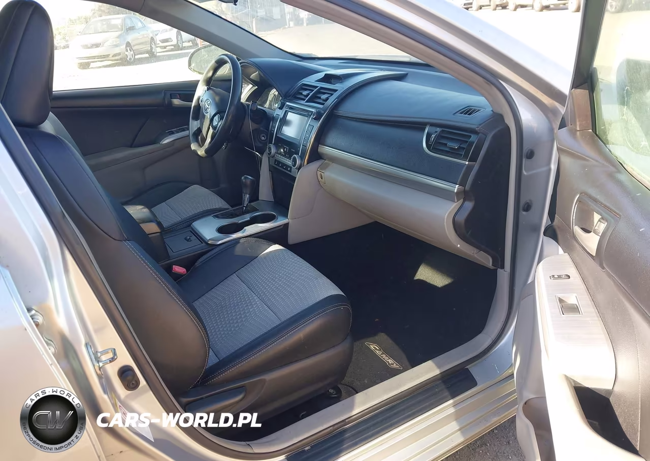 2014 Toyota Camry Le VIN:4T4BF1FK8ER362102 - 5