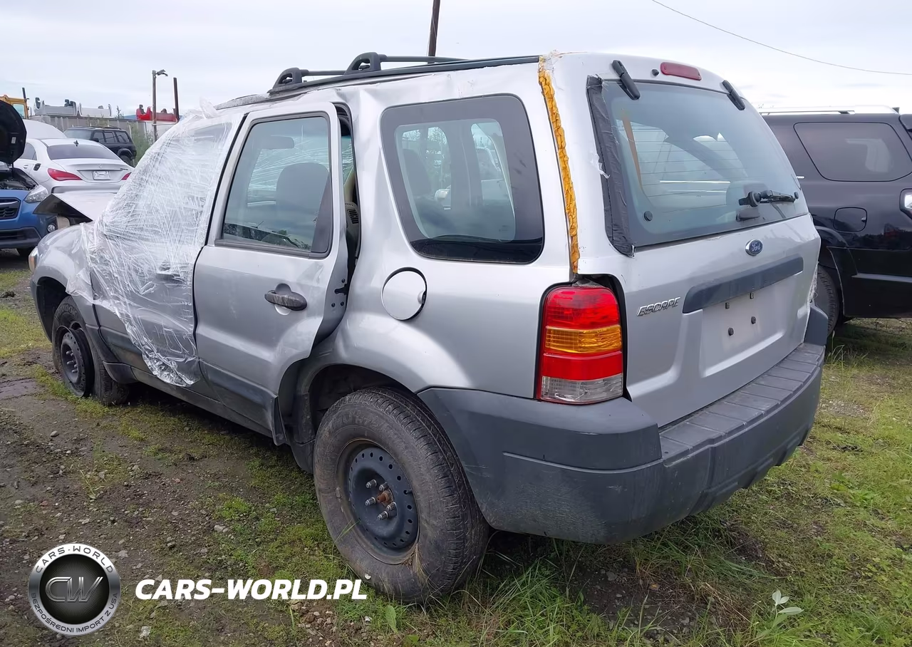 2005 Ford Escape Xls VIN:1FMYU92Z55KA02339 - 3
