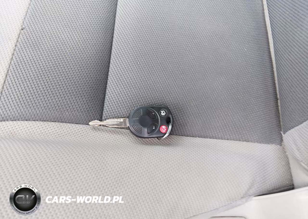 2008 Ford Escape Xlt VIN:1FMCU03168KD67230 - 11
