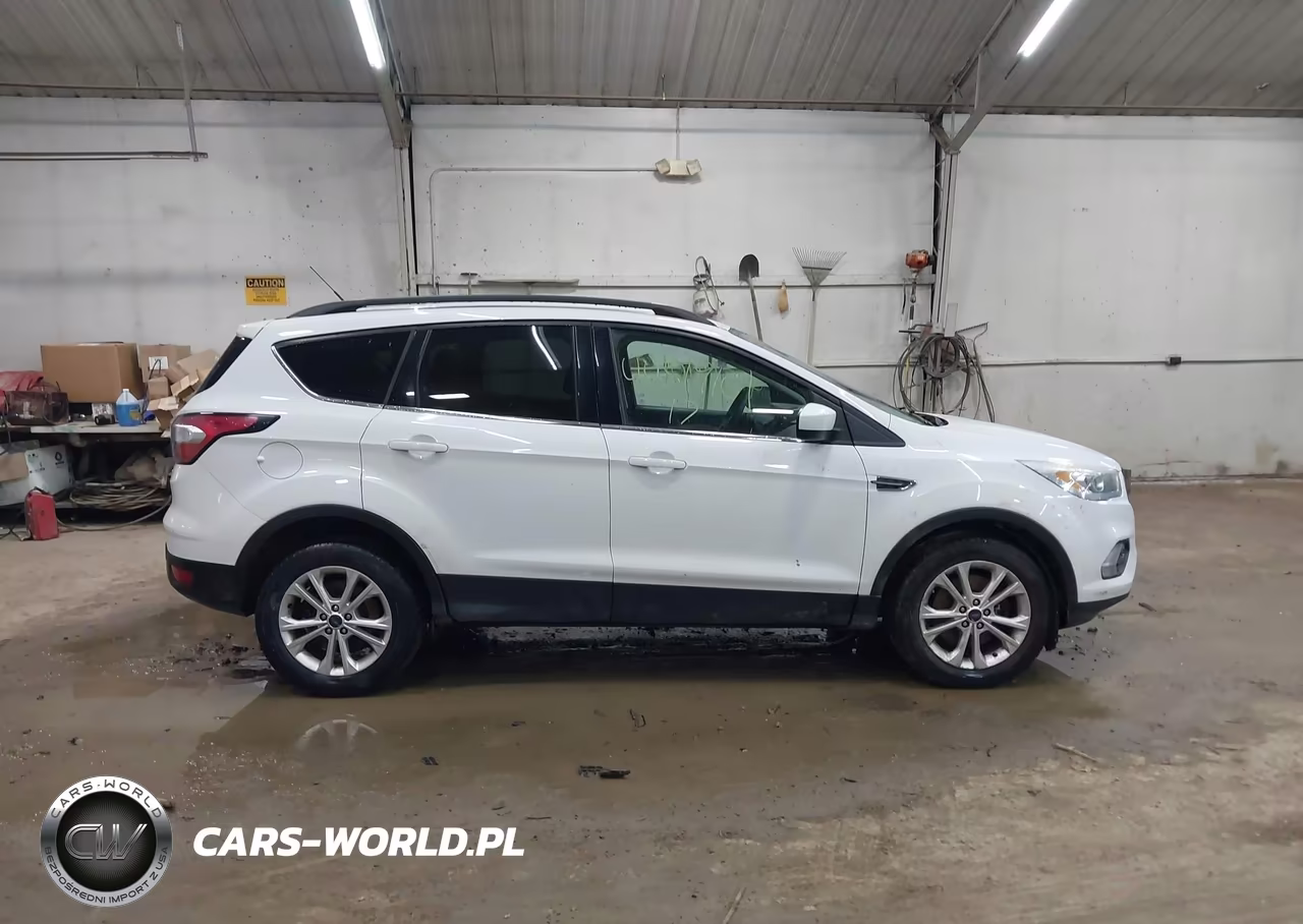 2017 Ford Escape Se VIN:1FMCU9GD2HUC98808 - 13