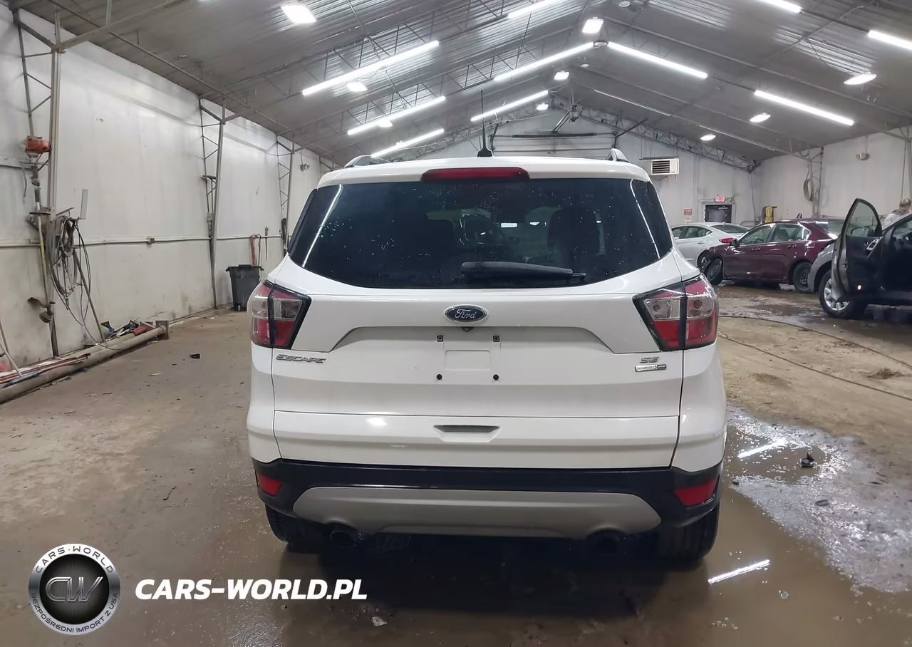 2017 Ford Escape Se VIN:1FMCU9GD2HUC98808 - 16