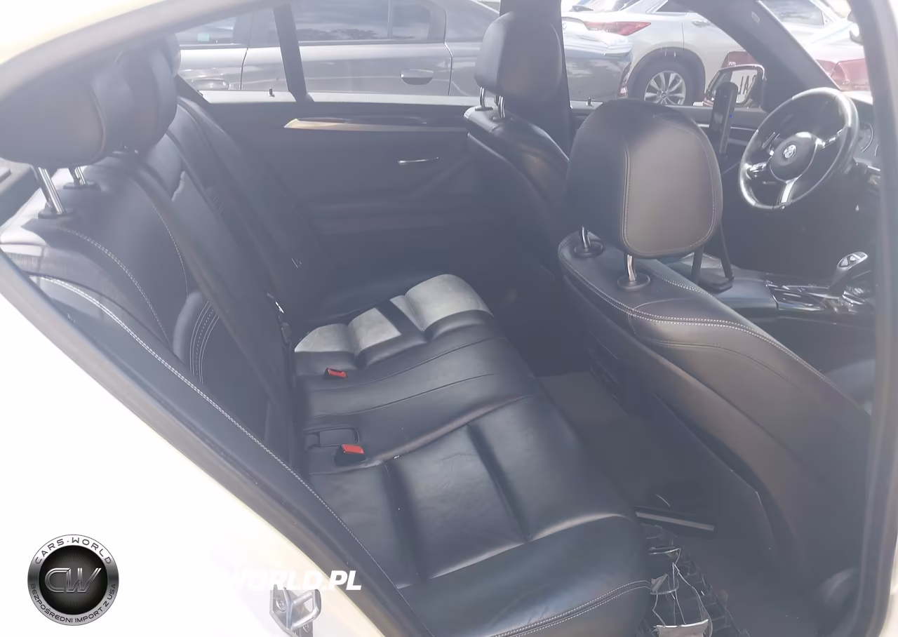 2015 BMW 528I VIN:WBA5A5C59FD513513 - 8