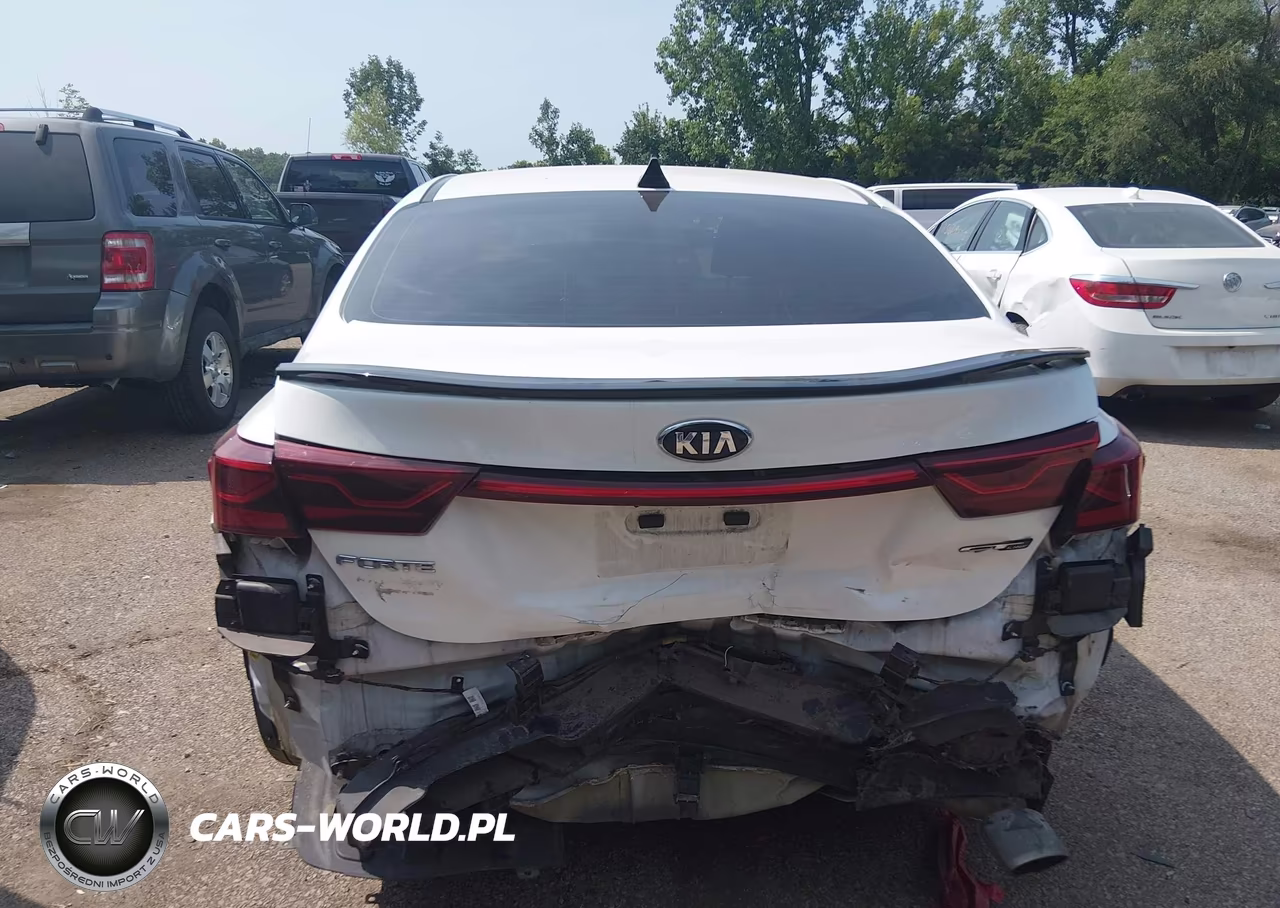 2021 Kia Forte Gt-Line VIN:3KPF34AD5ME312211 - 17