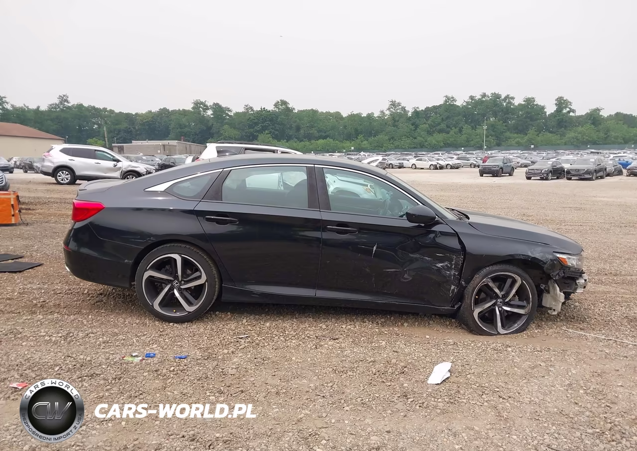 2018 Honda Accord Sport 2.0T VIN:1HGCV2F33JA051680 - 13