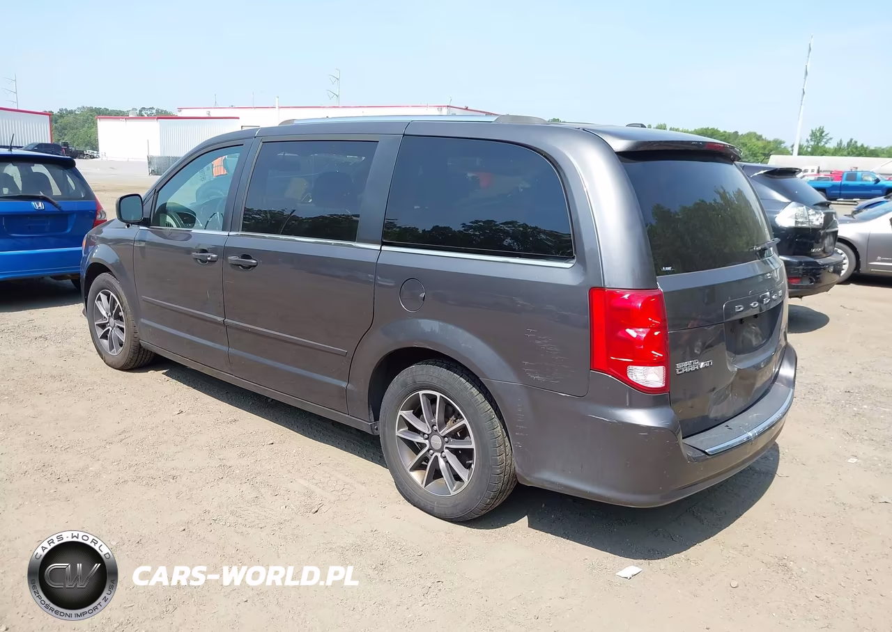 2017 Dodge Grand Caravan Sxt VIN:2C4RDGCG9HR573994 - 3