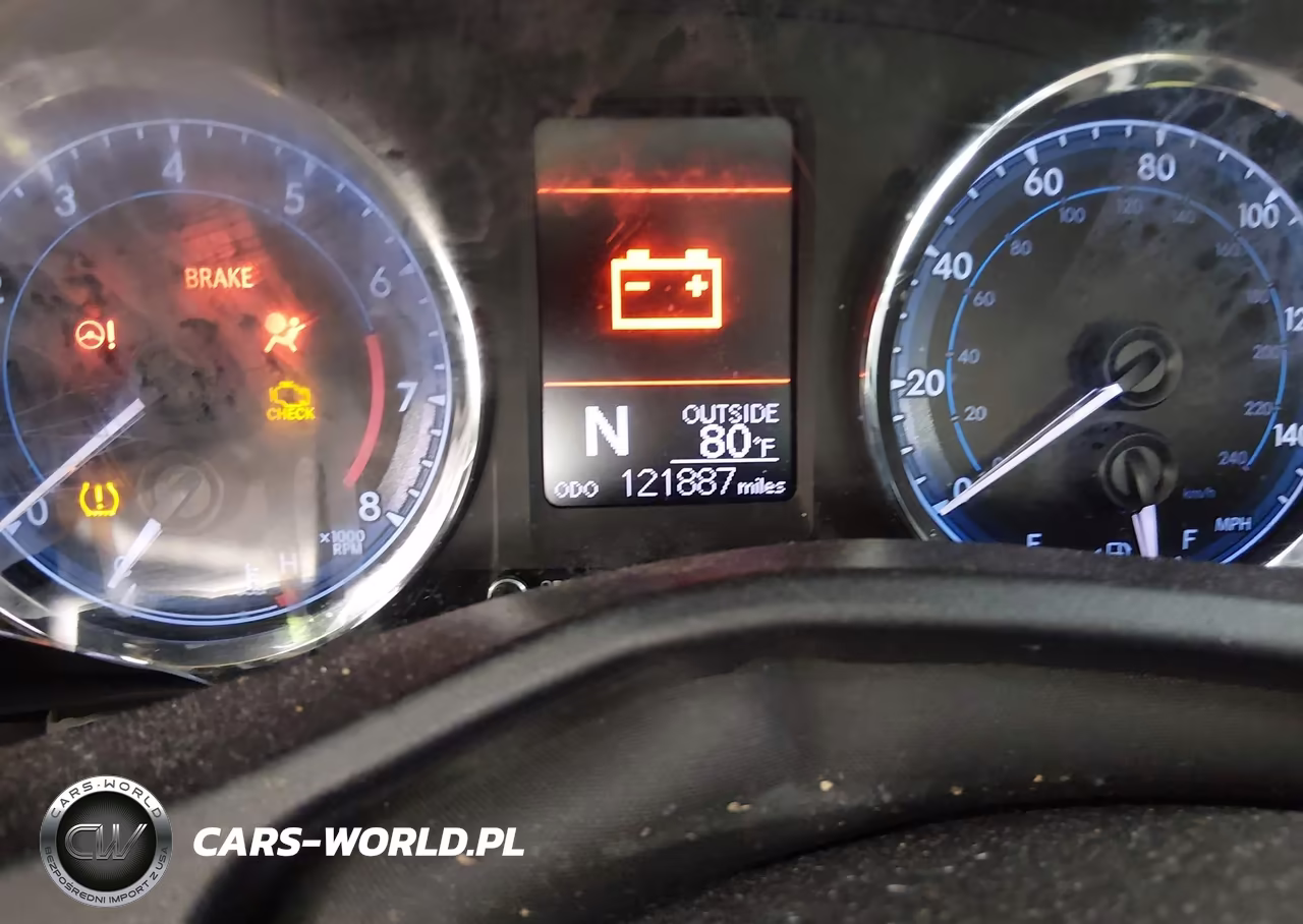 2018 Toyota Corolla Le VIN:2T1BURHE5JC080663 - 15