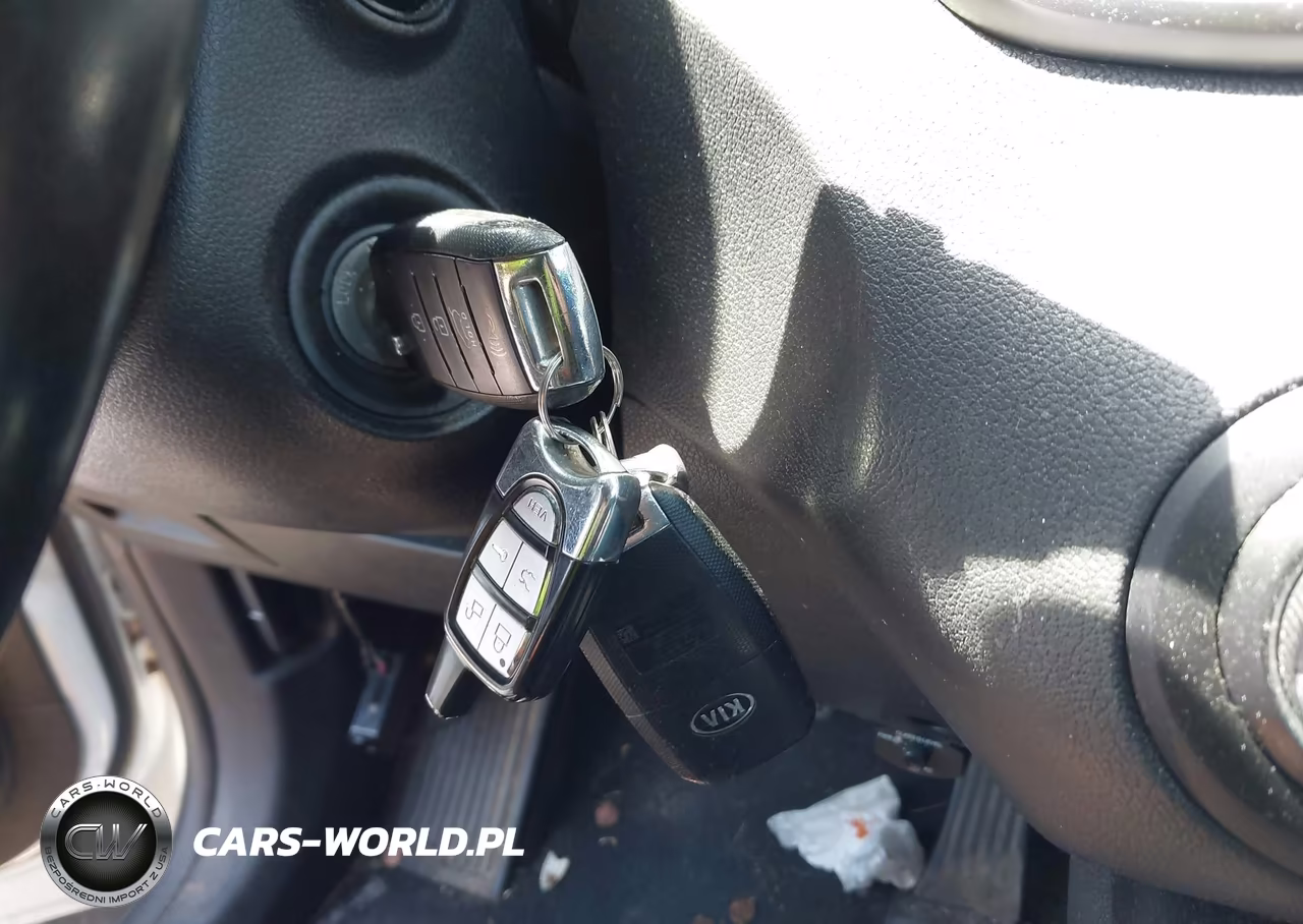 2017 Kia Sorento 3.3L Lx VIN:5XYPGDA55HG226942 - 11