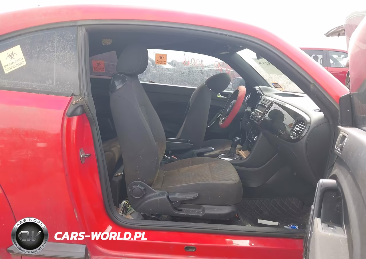 2014 Volkswagen Beetle 1.8T Entry VIN:3VWF17AT8EM638054 - 5